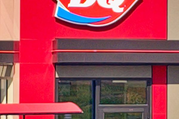 DQ_perryville_front-door